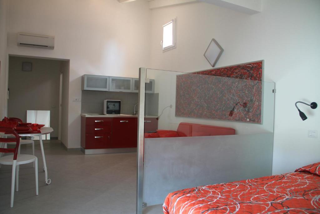 Iride Guest House Oristano Phòng bức ảnh